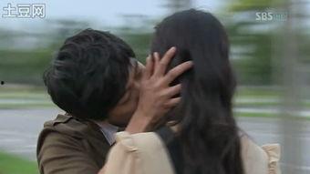 文根英kiss花絮,甜蜜瞬间，幕后故事大揭秘