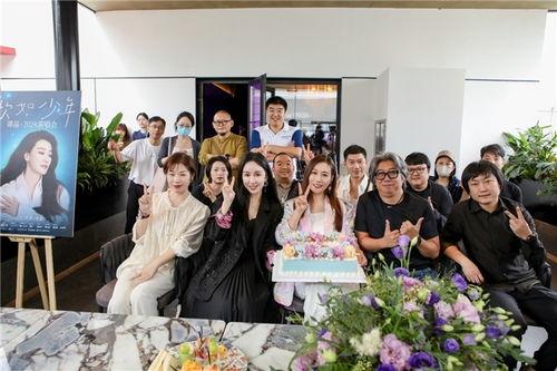 娱乐新程,揭秘潮流娱乐产业的未来趋势与变革